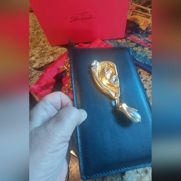 🌹Rare Schiaparelli Black Leather Ear Chain Phone Case - Picture 11 of 15